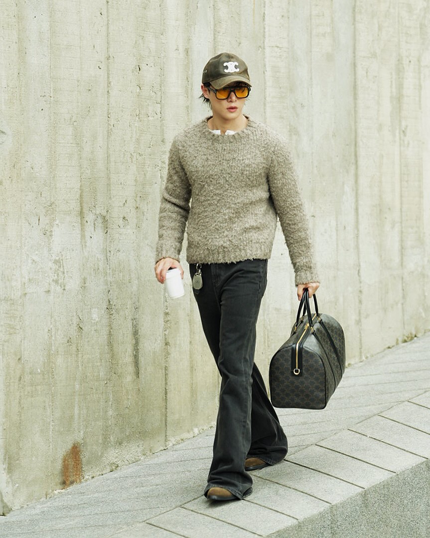 จูเนียร์ - กรวิชญ์ สูงกิจบูลย์