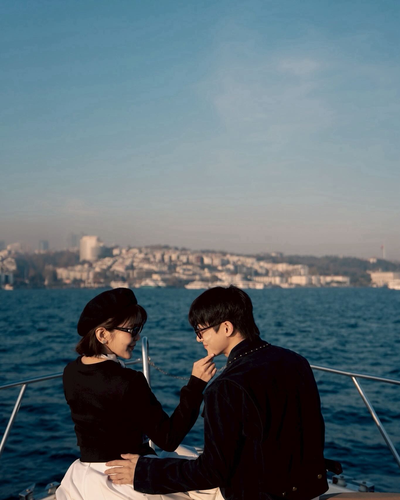 จูเนียร์ - กรวิชญ์ สูงกิจบูลย์