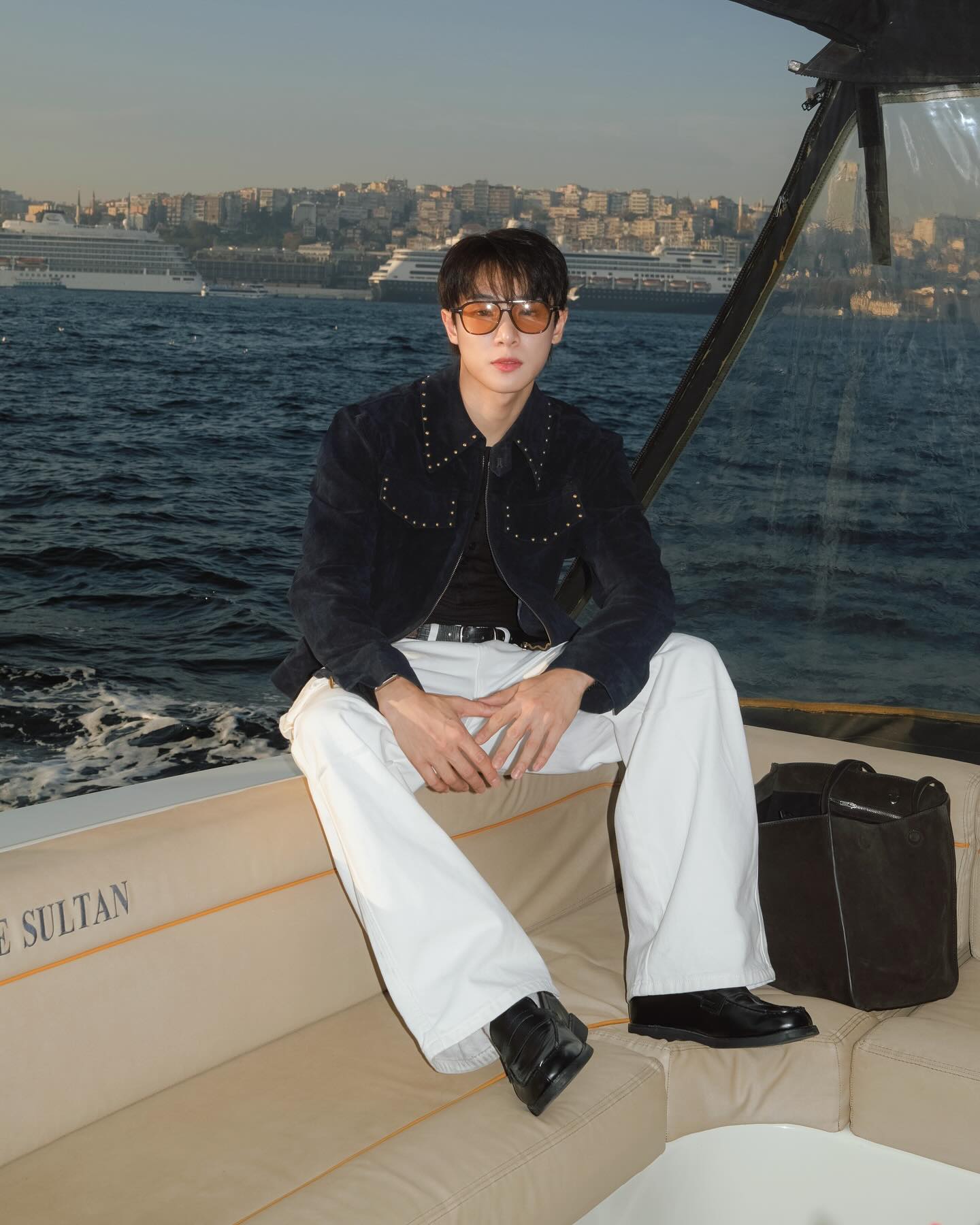 จูเนียร์ - กรวิชญ์ สูงกิจบูลย์