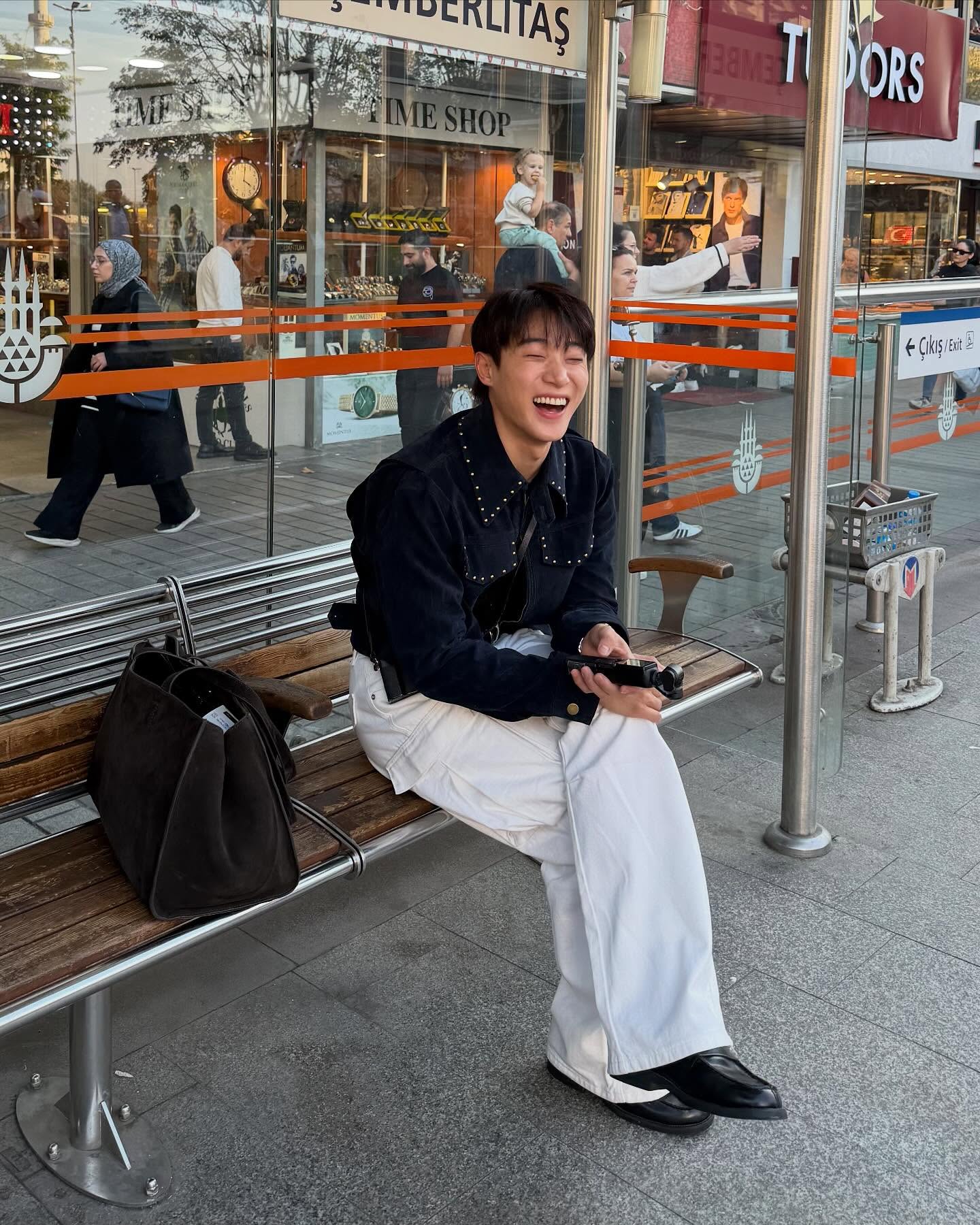 จูเนียร์ - กรวิชญ์ สูงกิจบูลย์