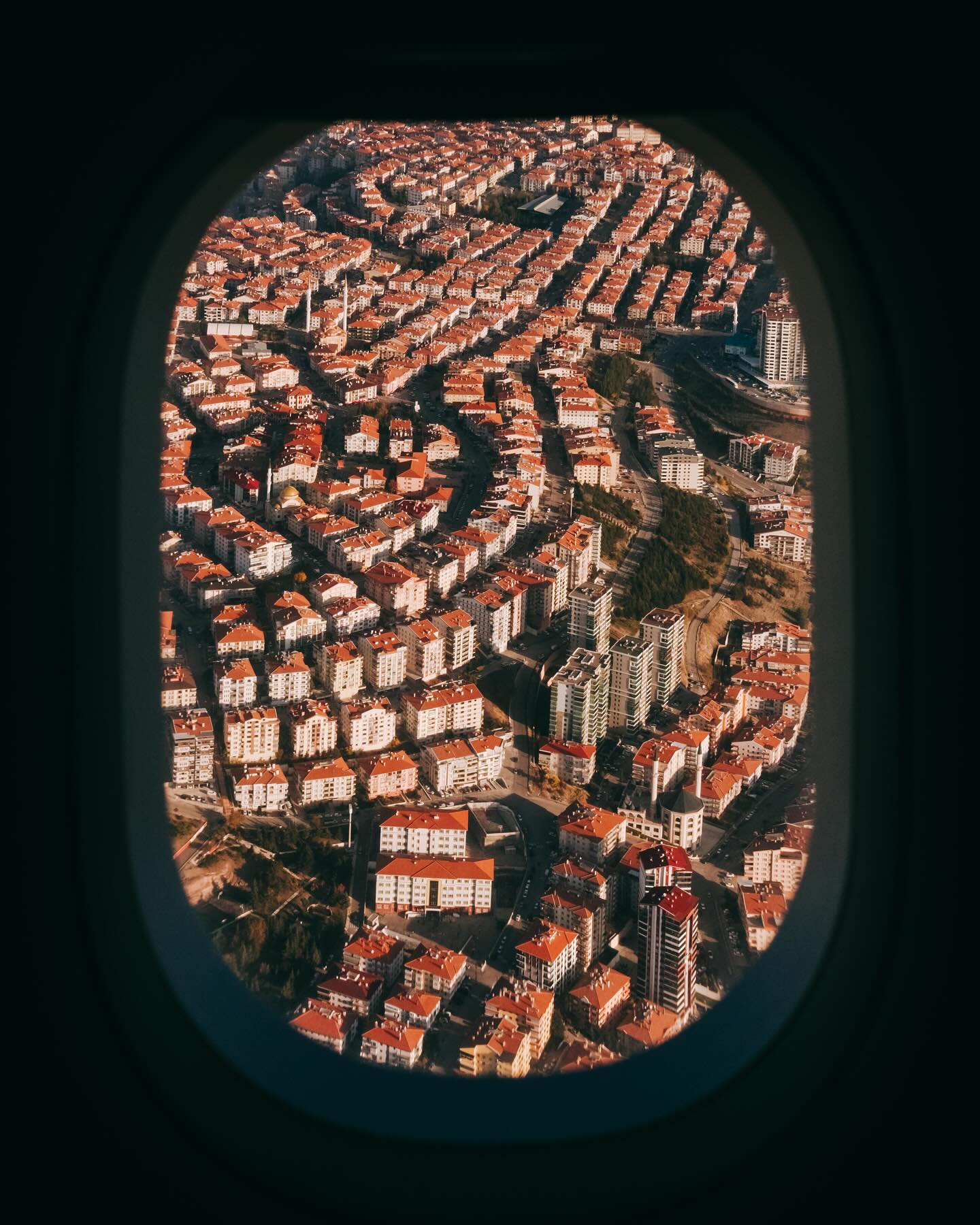 จูเนียร์ - กรวิชญ์ สูงกิจบูลย์