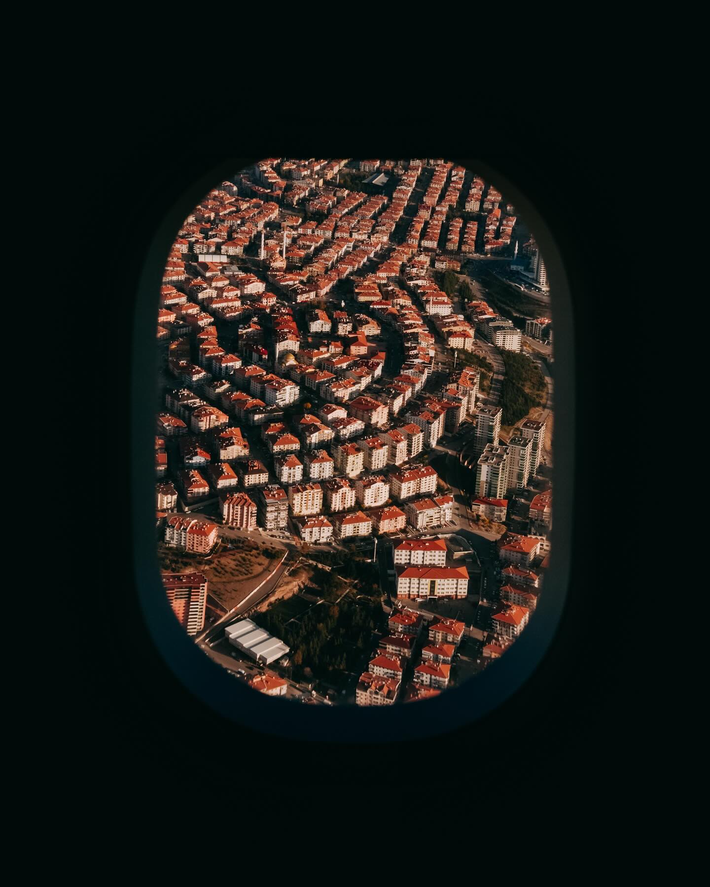 จูเนียร์ - กรวิชญ์ สูงกิจบูลย์