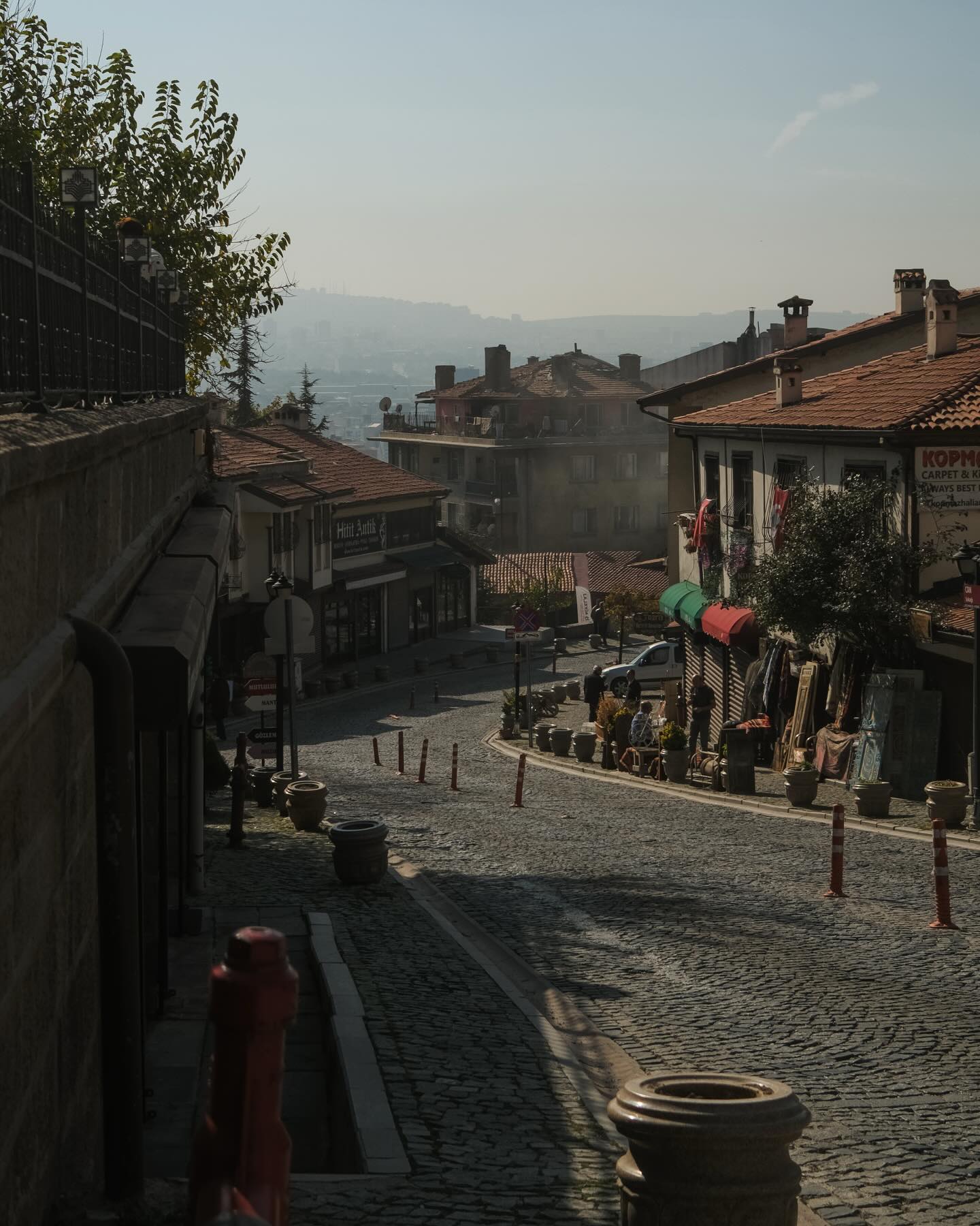 จูเนียร์ - กรวิชญ์ สูงกิจบูลย์