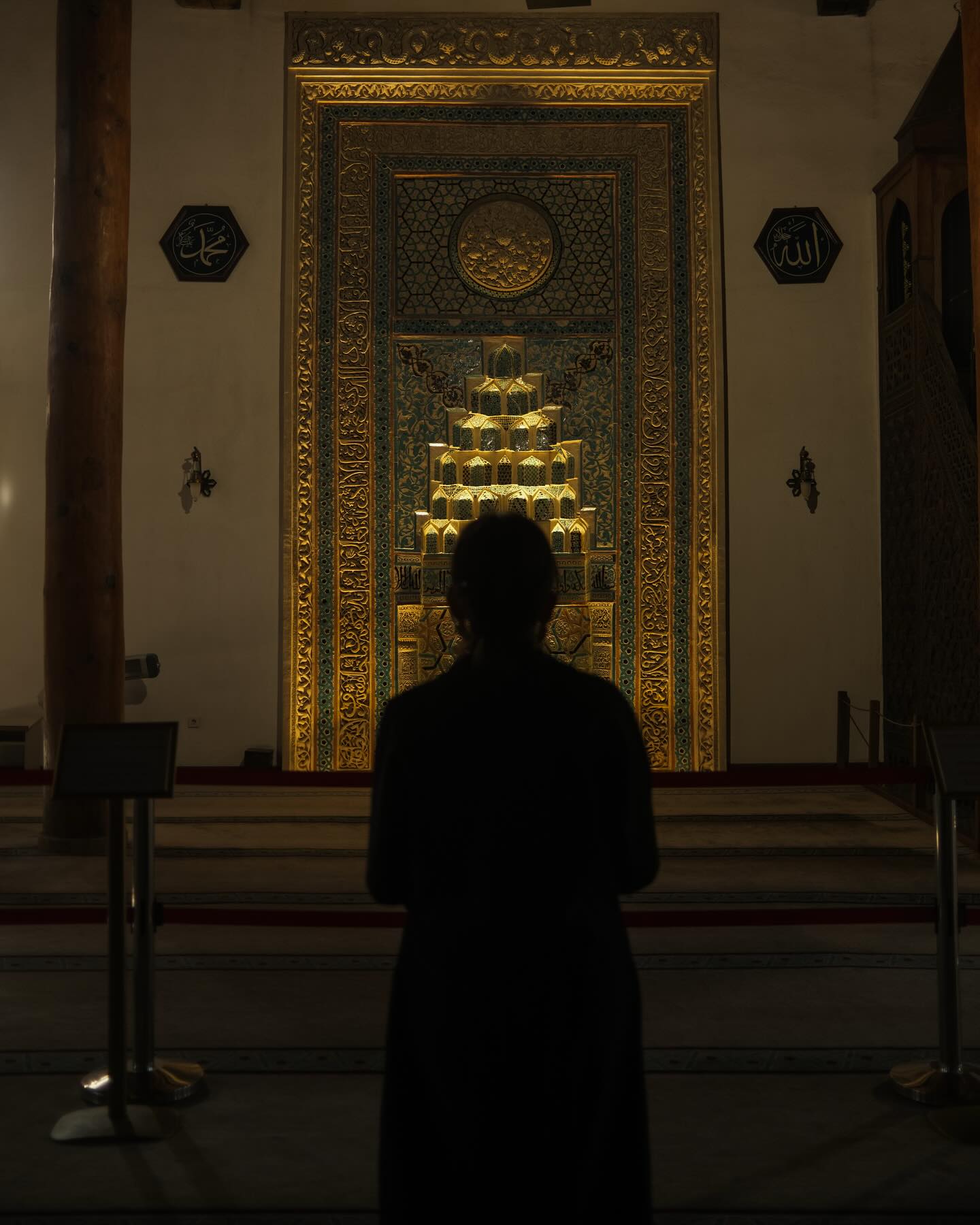 จูเนียร์ - กรวิชญ์ สูงกิจบูลย์