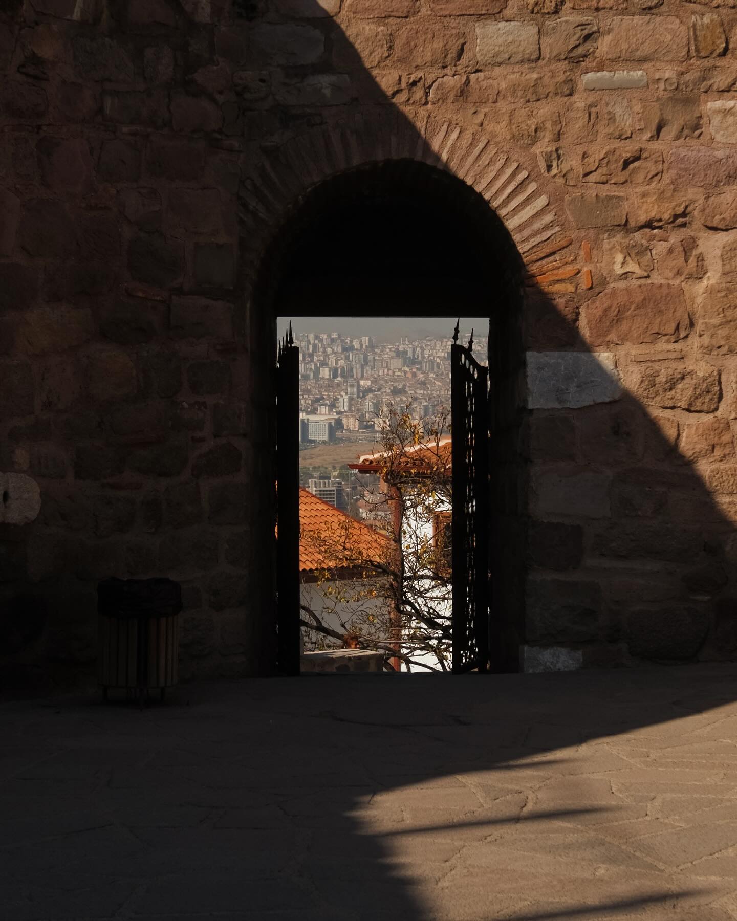 จูเนียร์ - กรวิชญ์ สูงกิจบูลย์