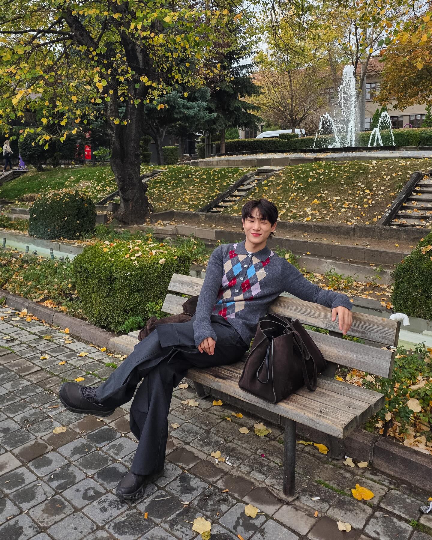 จูเนียร์ - กรวิชญ์ สูงกิจบูลย์