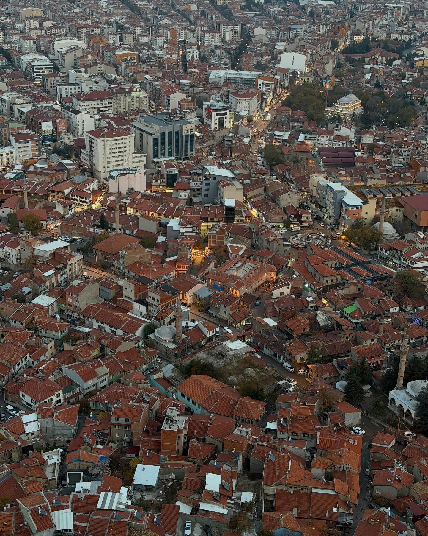 จูเนียร์ - กรวิชญ์ สูงกิจบูลย์