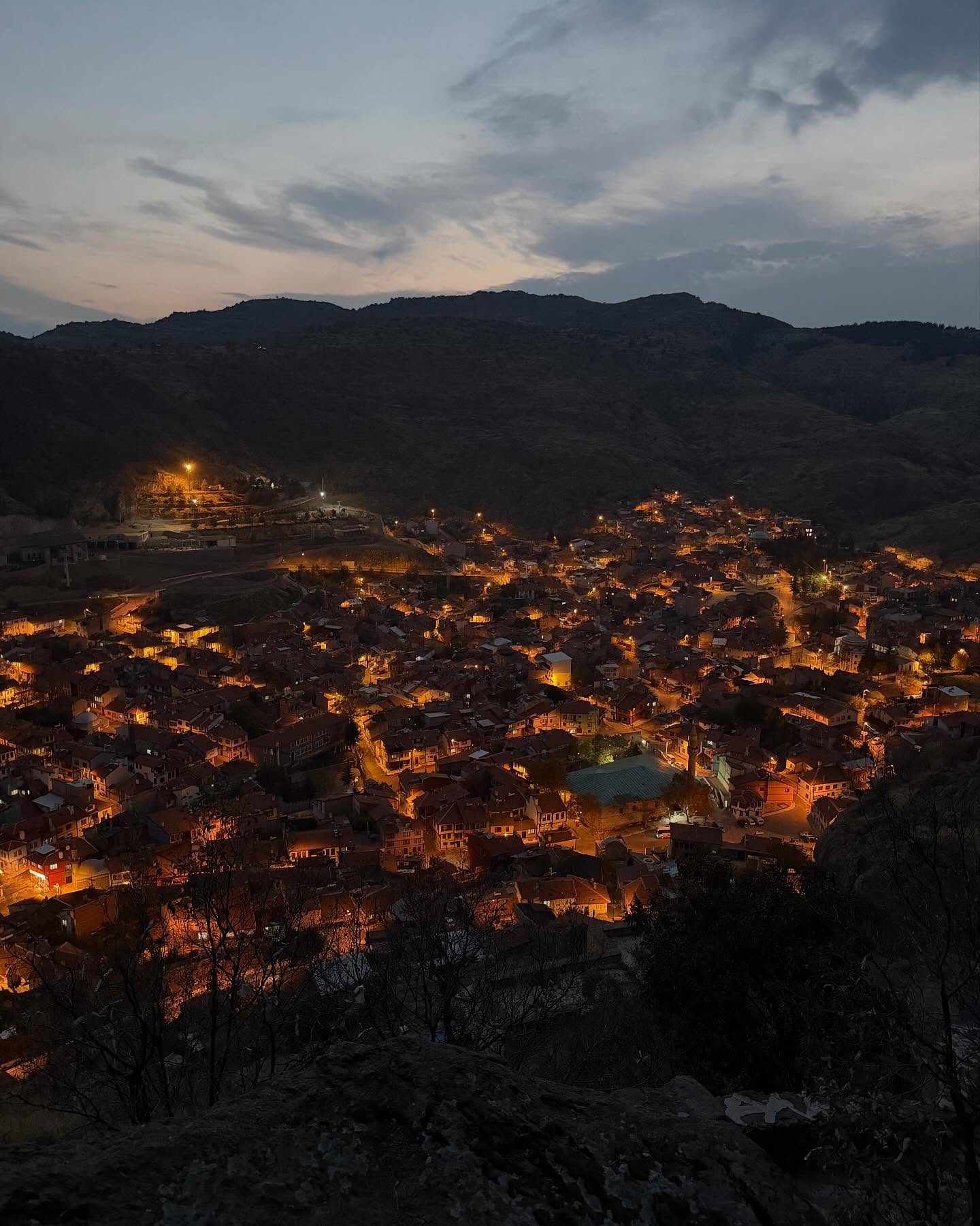 จูเนียร์ - กรวิชญ์ สูงกิจบูลย์