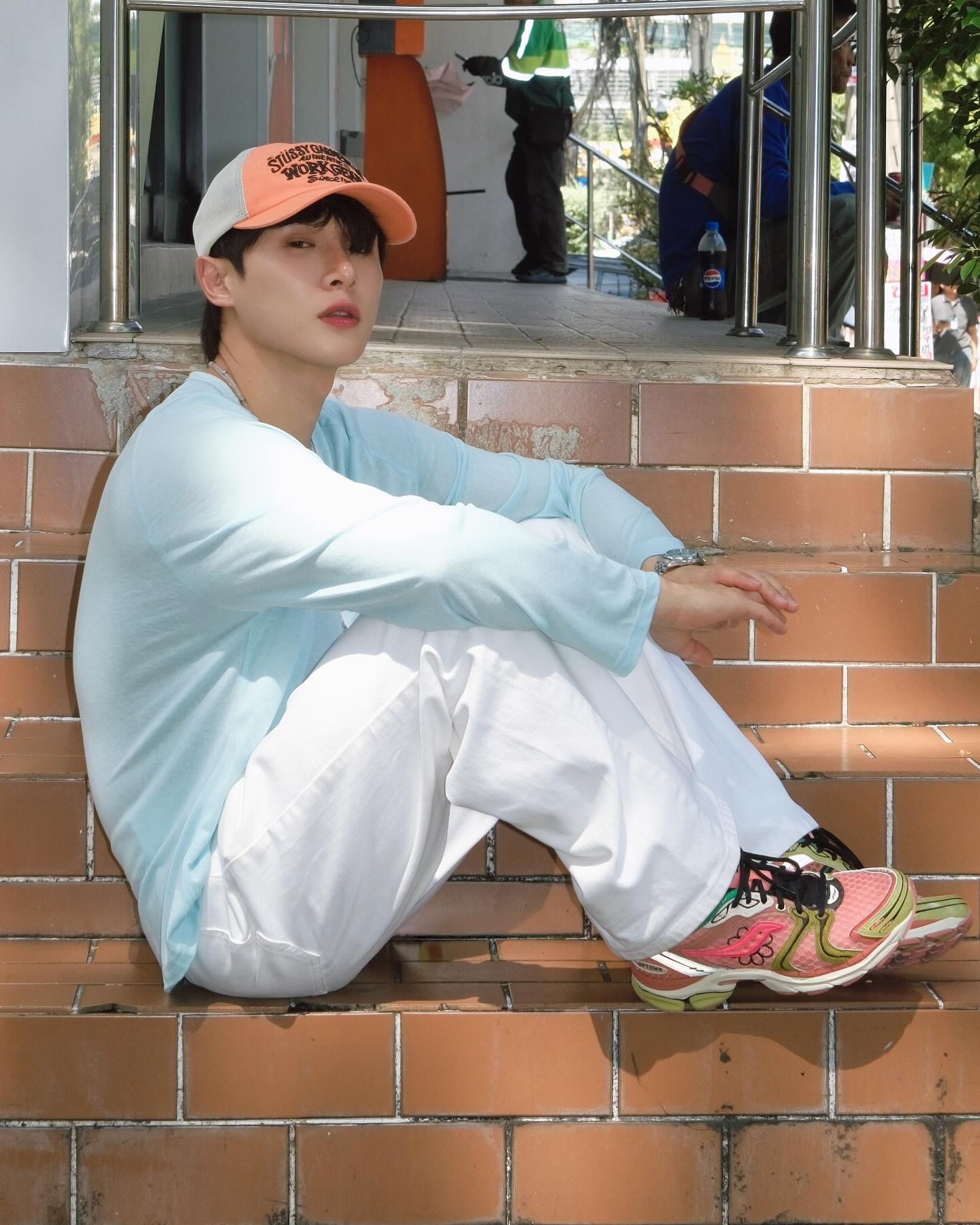 จูเนียร์ - กรวิชญ์ สูงกิจบูลย์