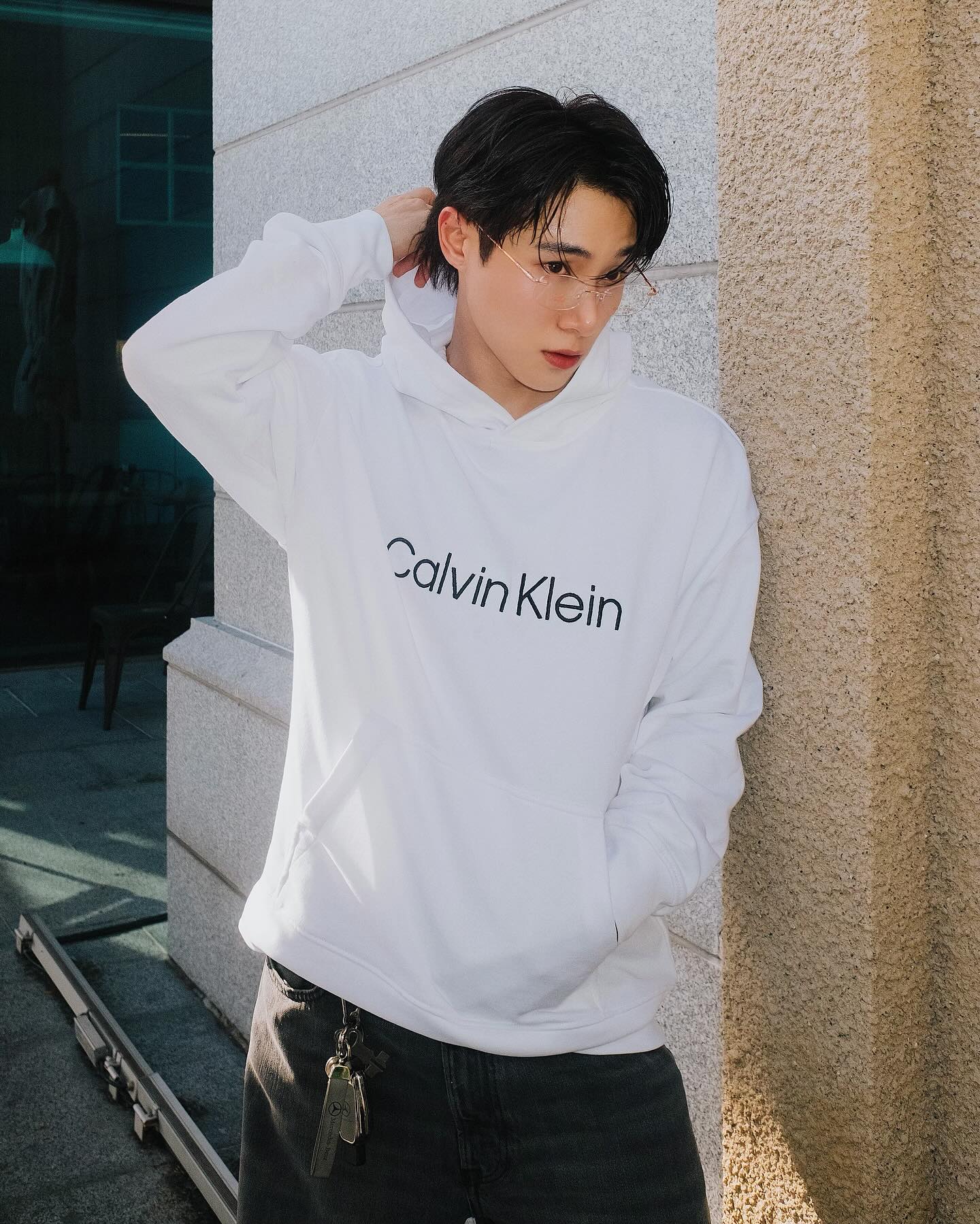 จูเนียร์ - กรวิชญ์ สูงกิจบูลย์