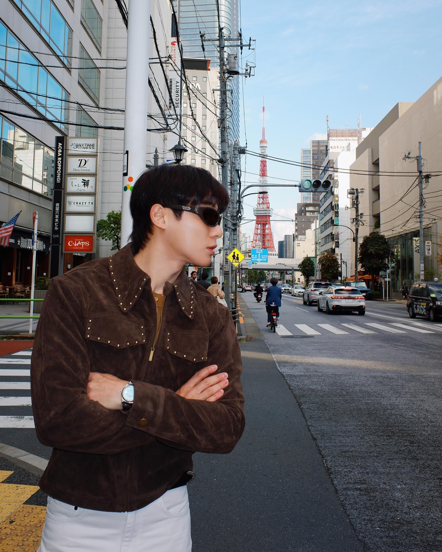 จูเนียร์ - กรวิชญ์ สูงกิจบูลย์