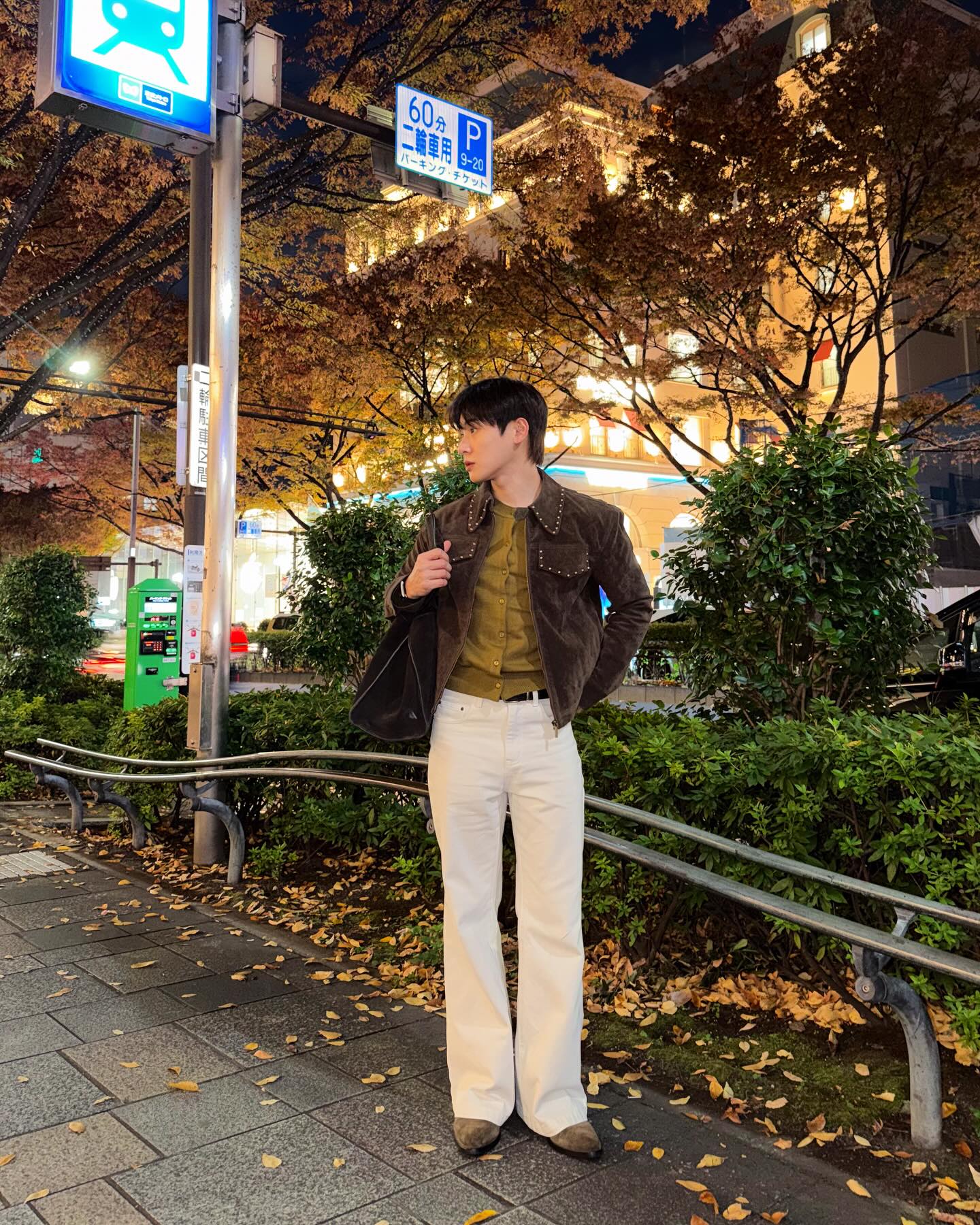 จูเนียร์ - กรวิชญ์ สูงกิจบูลย์