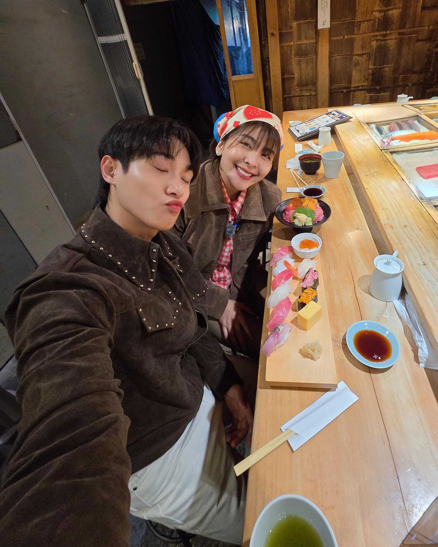 จูเนียร์ - กรวิชญ์ สูงกิจบูลย์