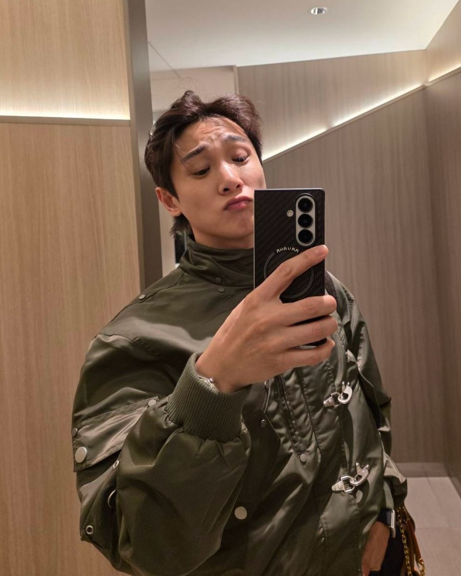 จูเนียร์ - กรวิชญ์ สูงกิจบูลย์