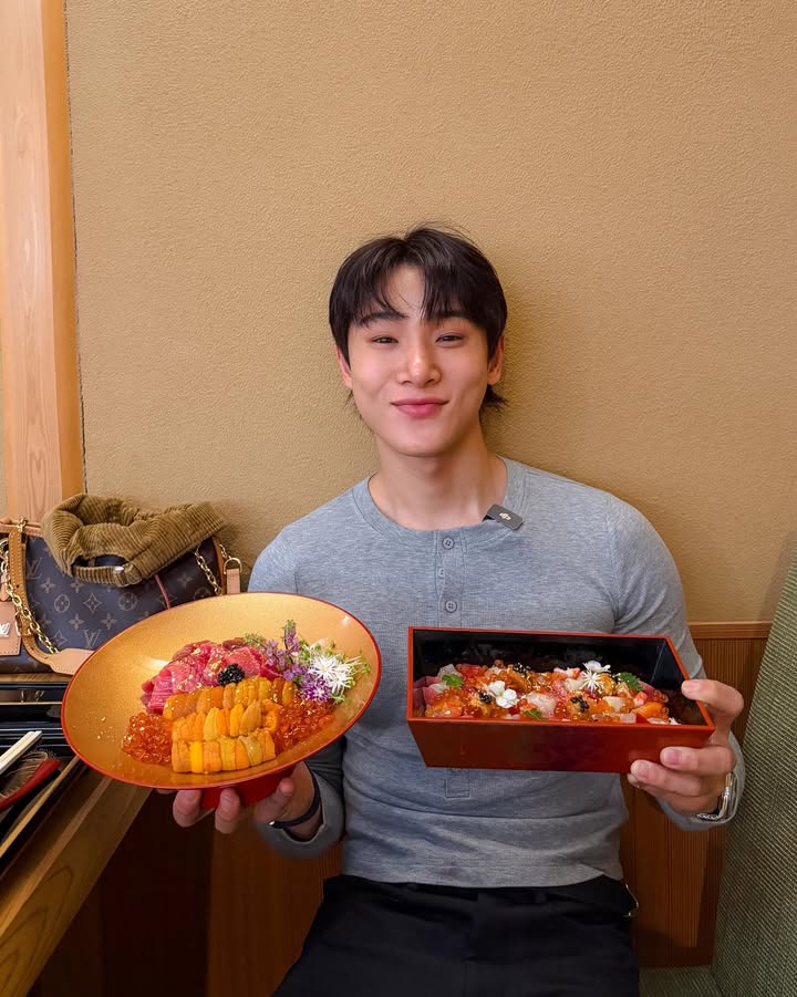 จูเนียร์ - กรวิชญ์ สูงกิจบูลย์