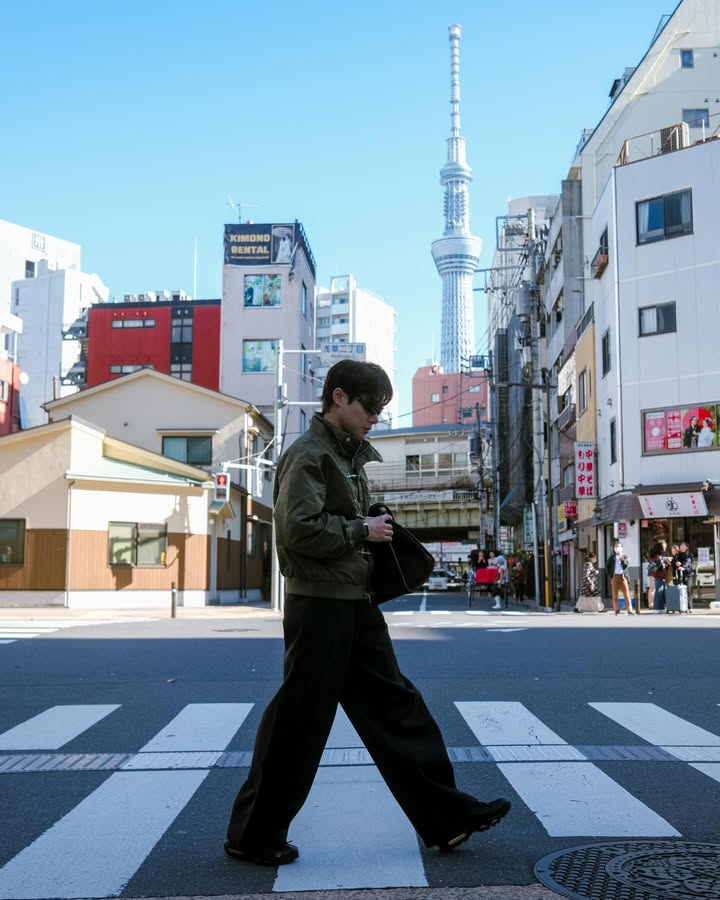 จูเนียร์ - กรวิชญ์ สูงกิจบูลย์