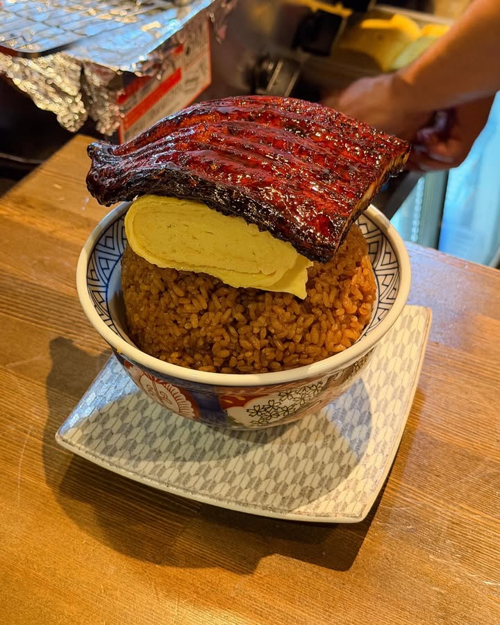 จูเนียร์ - กรวิชญ์ สูงกิจบูลย์