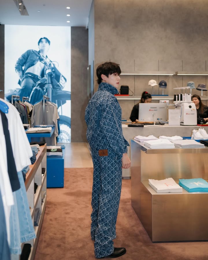 จูเนียร์ - กรวิชญ์ สูงกิจบูลย์