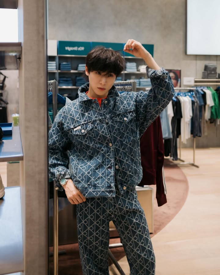 จูเนียร์ - กรวิชญ์ สูงกิจบูลย์