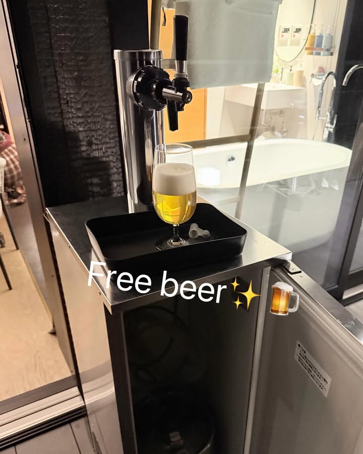 จูเนียร์ - กรวิชญ์ สูงกิจบูลย์