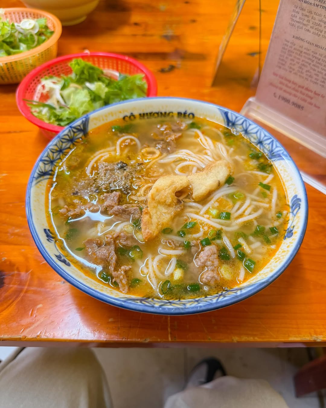 จูเนียร์ - กรวิชญ์ สูงกิจบูลย์