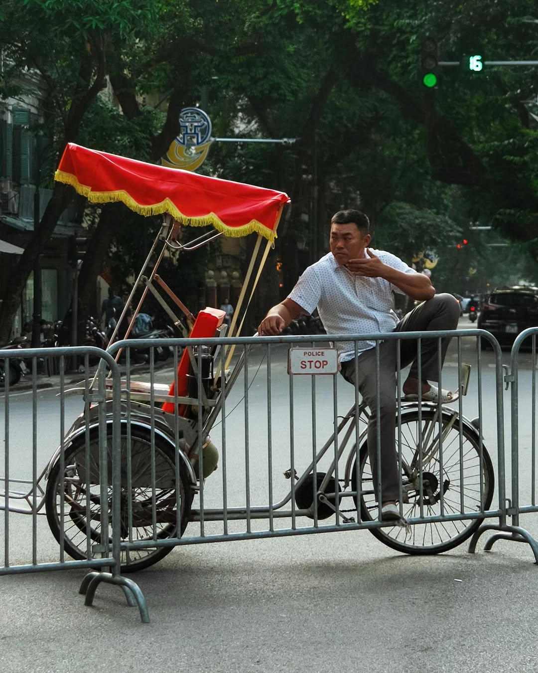 จูเนียร์ - กรวิชญ์ สูงกิจบูลย์