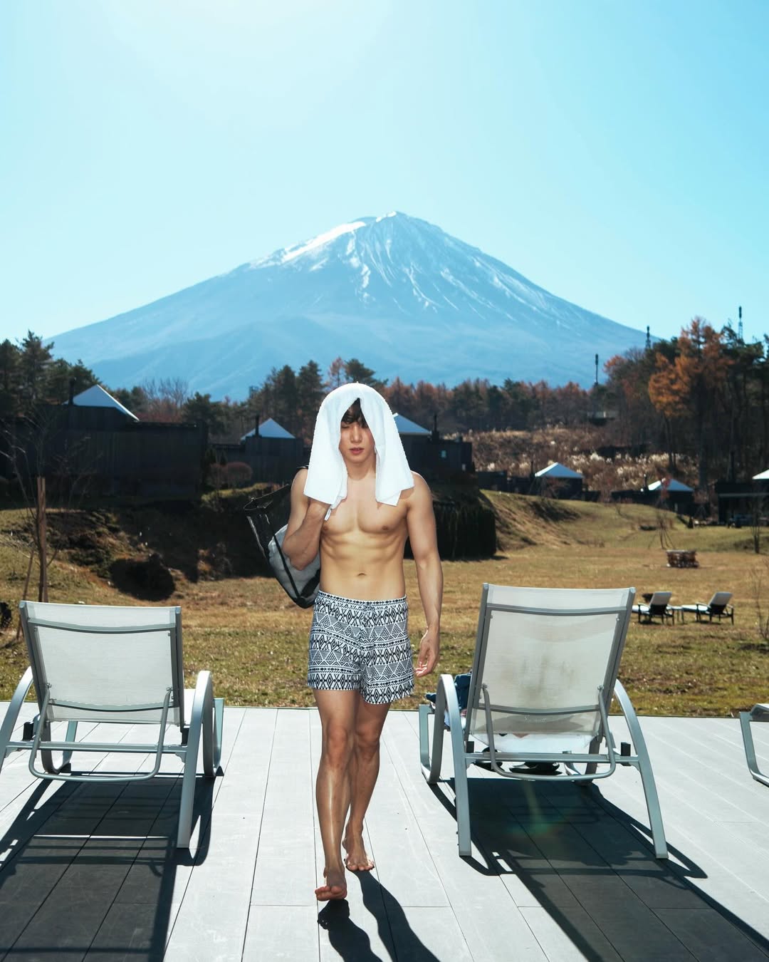 จูเนียร์ - กรวิชญ์ สูงกิจบูลย์