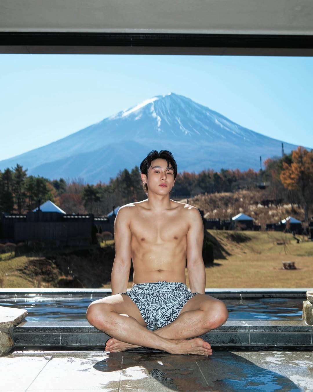 จูเนียร์ - กรวิชญ์ สูงกิจบูลย์