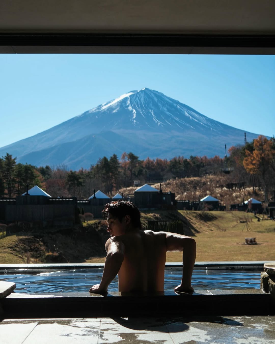 จูเนียร์ - กรวิชญ์ สูงกิจบูลย์