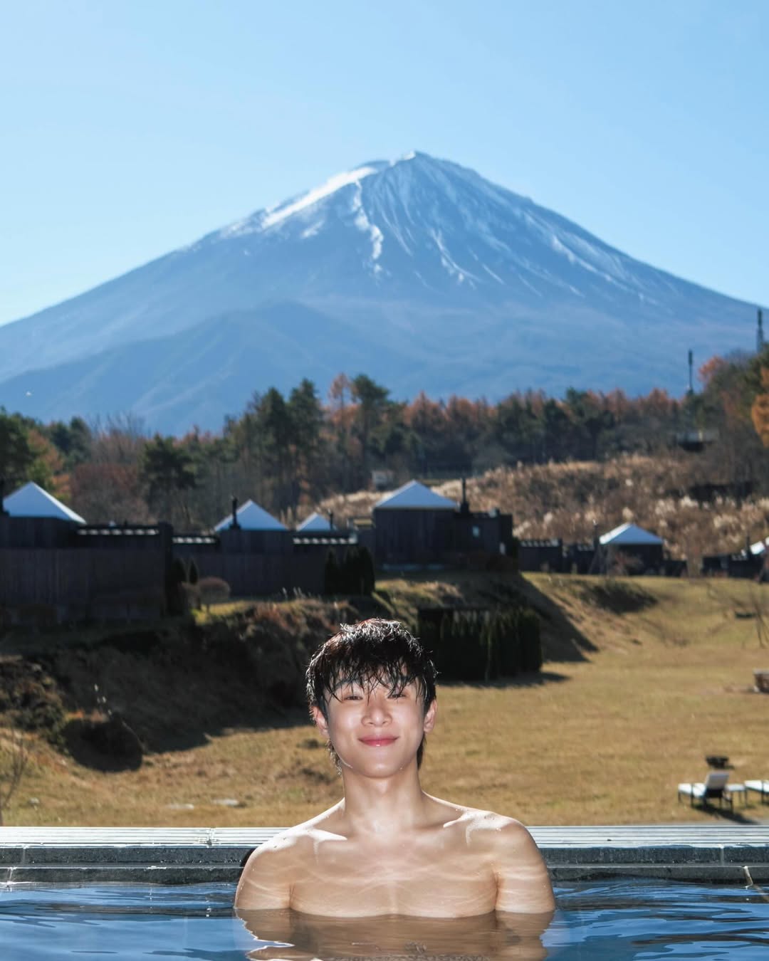 จูเนียร์ - กรวิชญ์ สูงกิจบูลย์