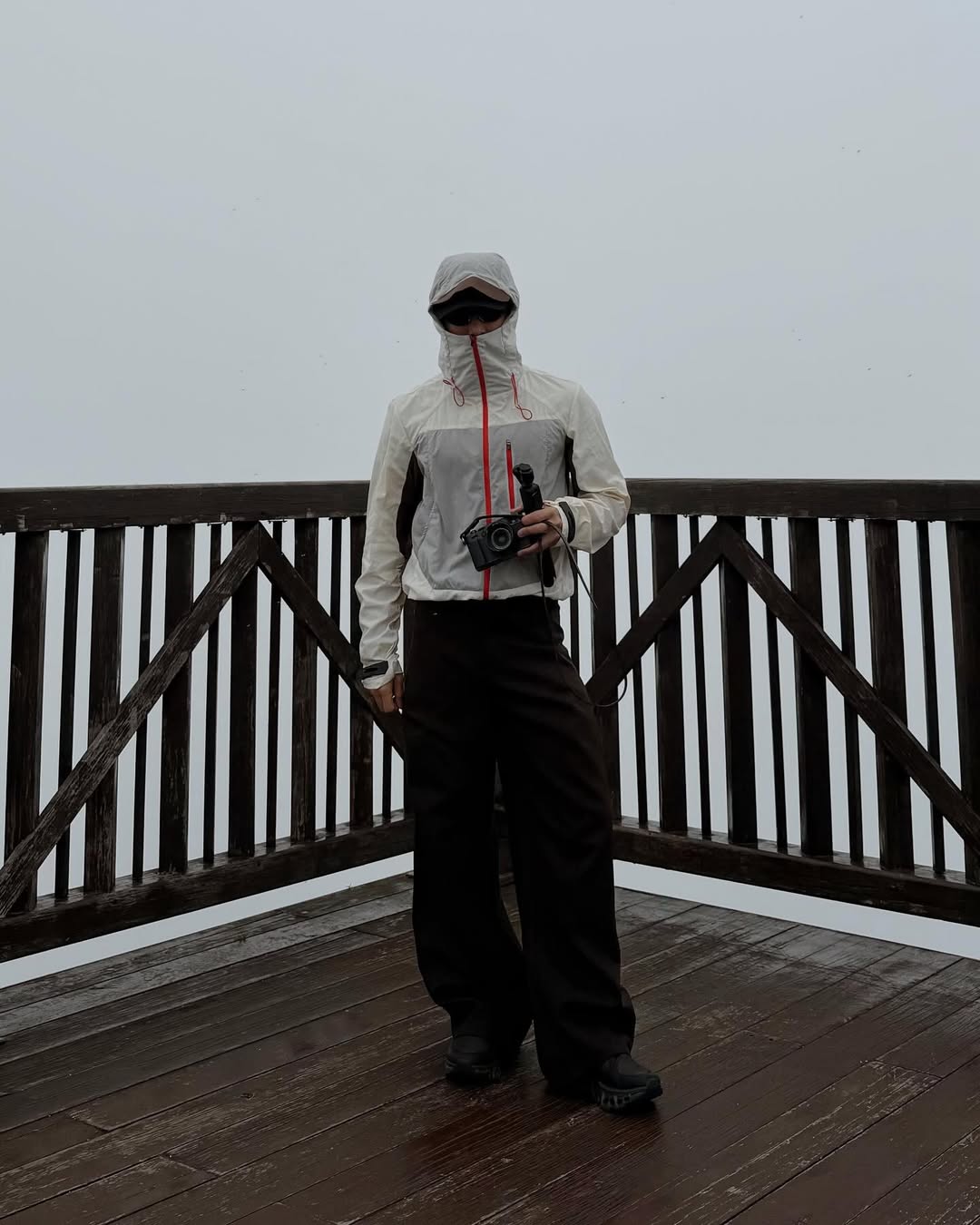 จูเนียร์ - กรวิชญ์ สูงกิจบูลย์