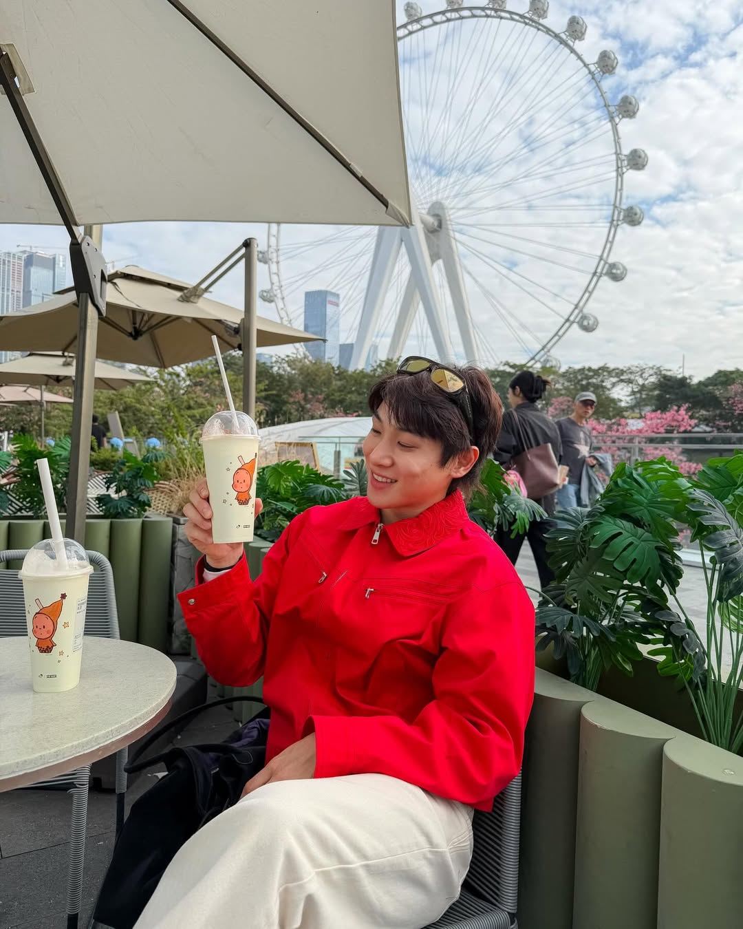 จูเนียร์ - กรวิชญ์ สูงกิจบูลย์