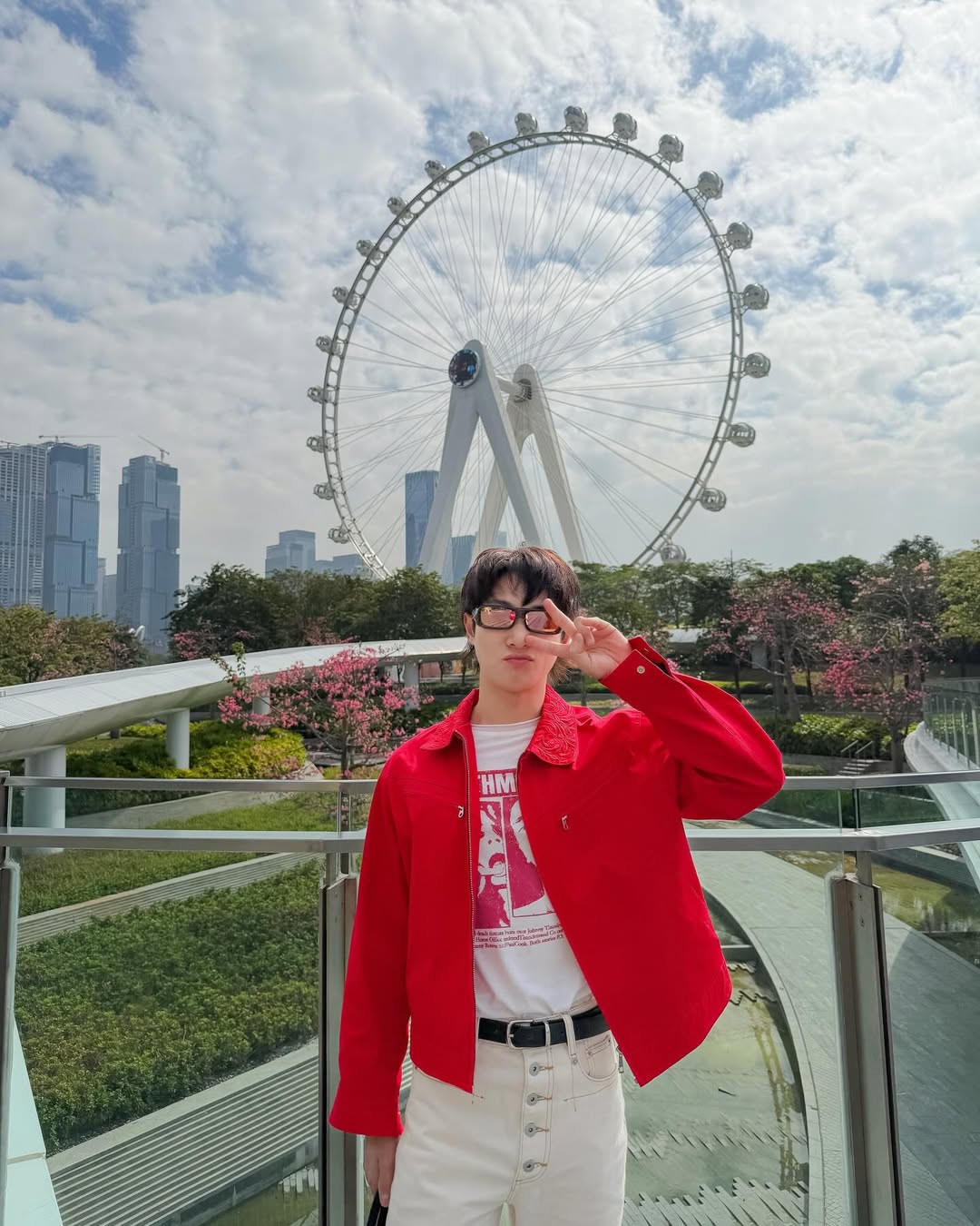 จูเนียร์ - กรวิชญ์ สูงกิจบูลย์