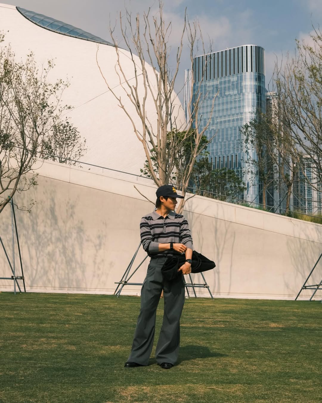 จูเนียร์ - กรวิชญ์ สูงกิจบูลย์