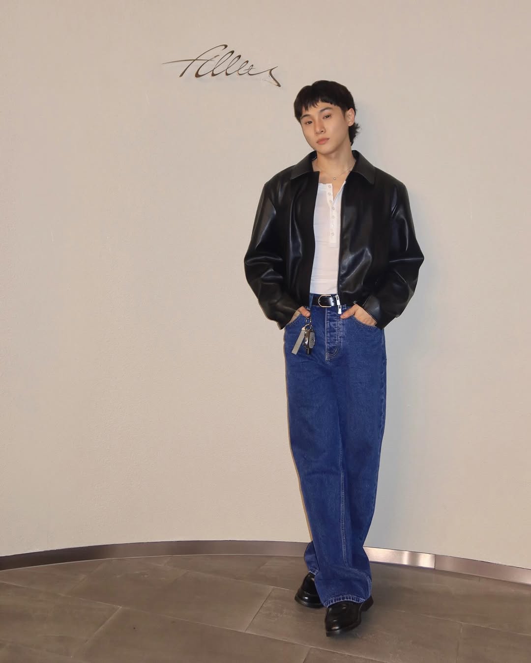 จูเนียร์ - กรวิชญ์ สูงกิจบูลย์