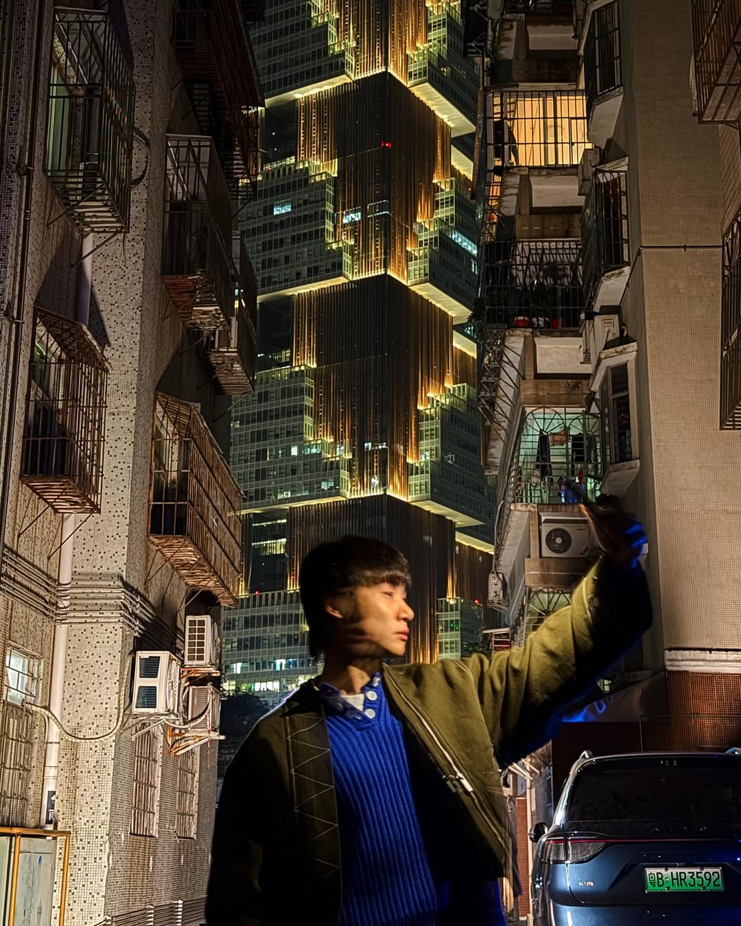 จูเนียร์ - กรวิชญ์ สูงกิจบูลย์