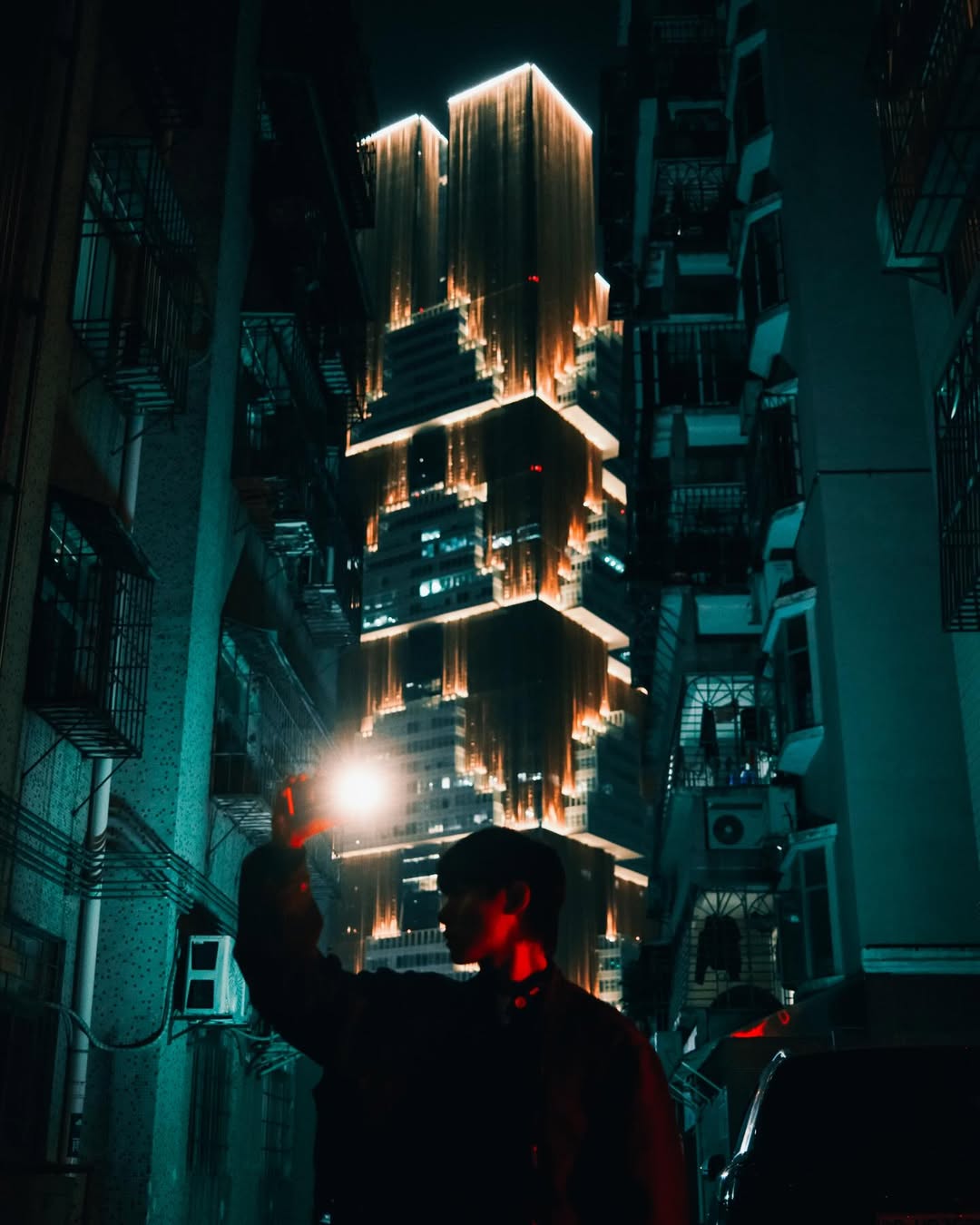 จูเนียร์ - กรวิชญ์ สูงกิจบูลย์