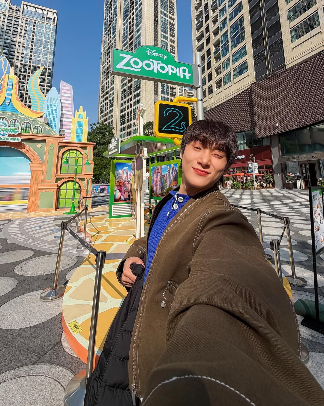 จูเนียร์ - กรวิชญ์ สูงกิจบูลย์