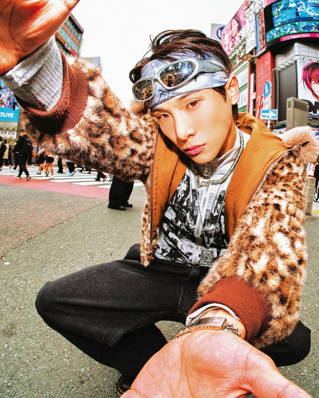 จูเนียร์ - กรวิชญ์ สูงกิจบูลย์