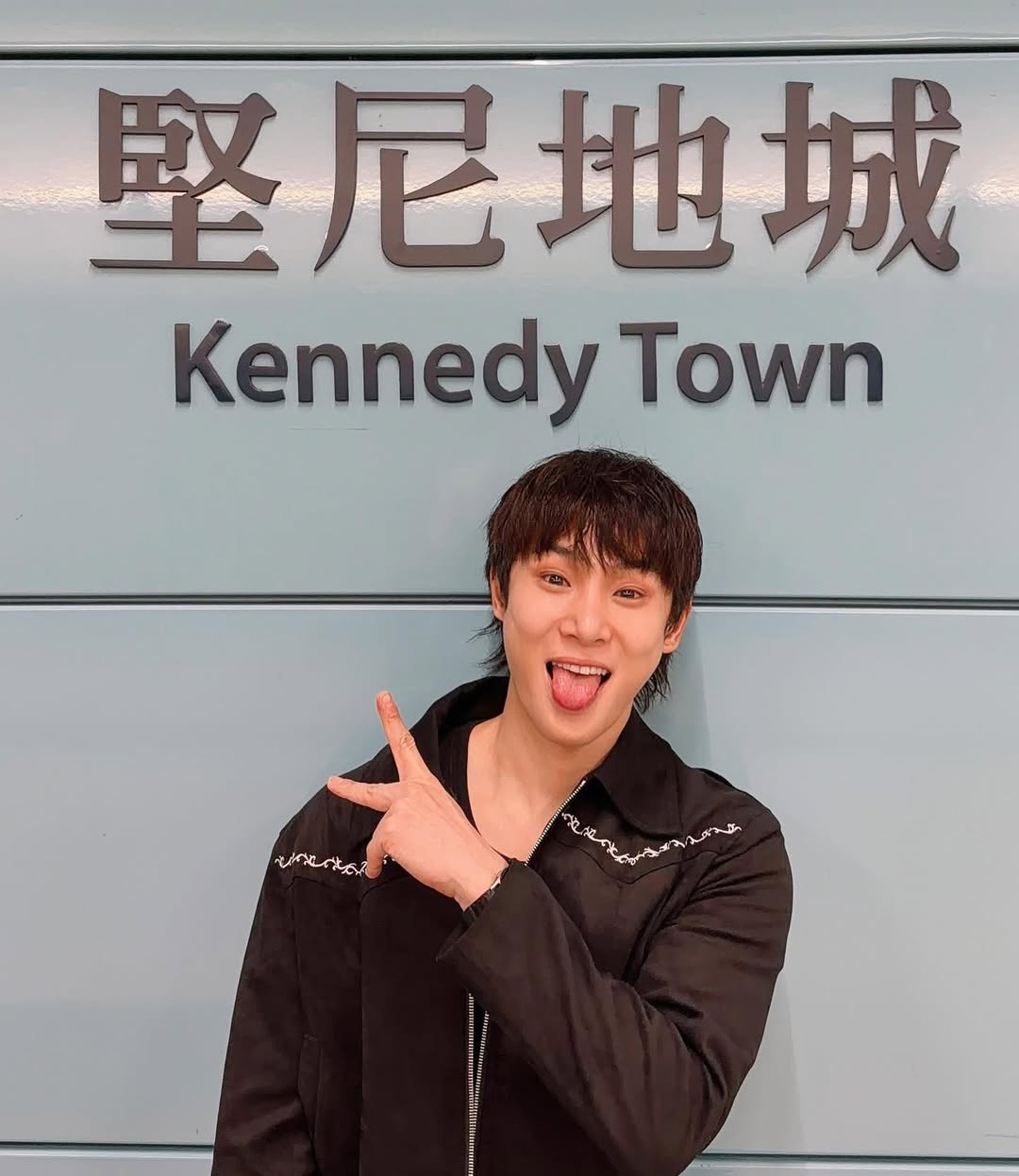 จูเนียร์ - กรวิชญ์ สูงกิจบูลย์