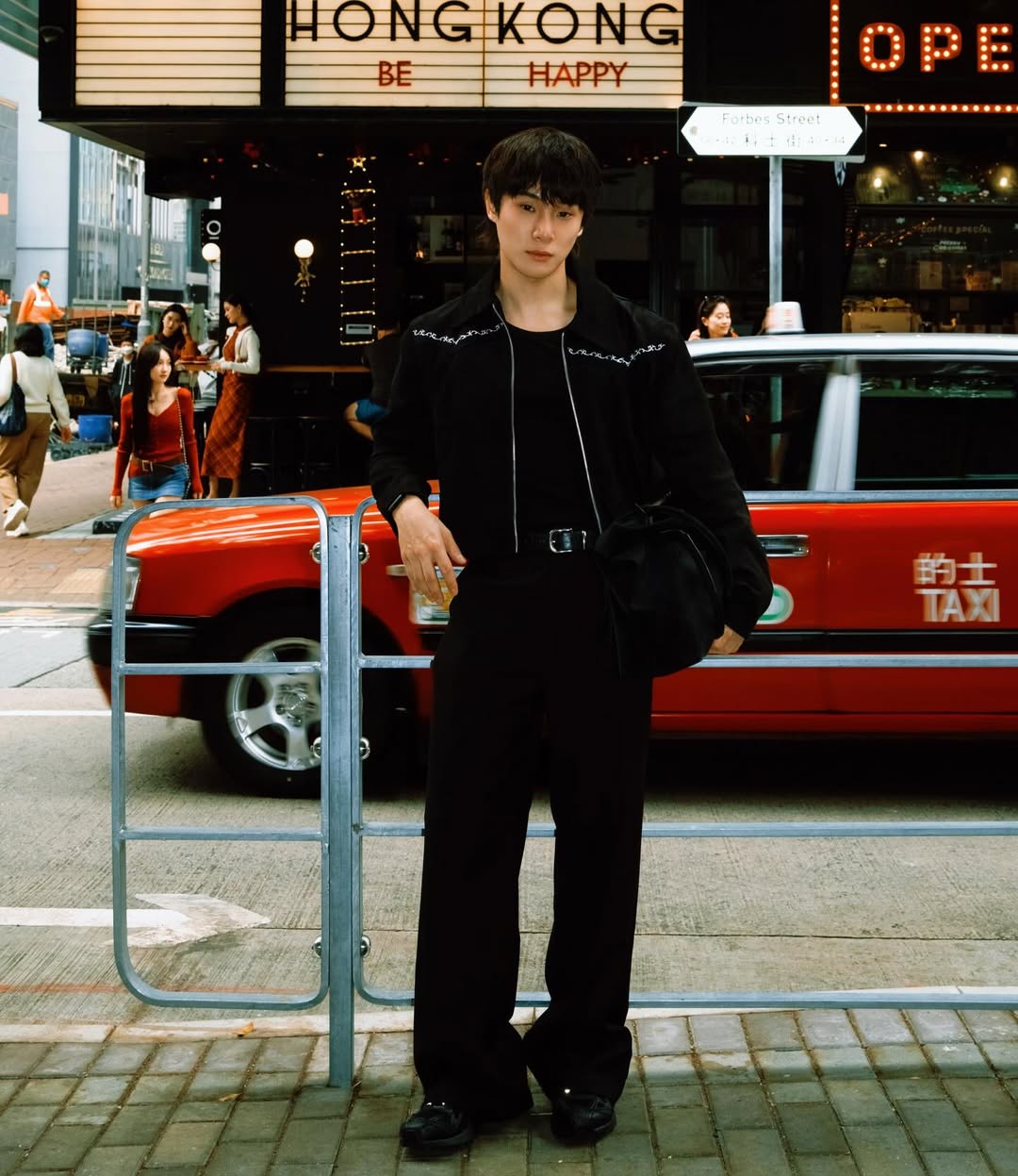 จูเนียร์ - กรวิชญ์ สูงกิจบูลย์