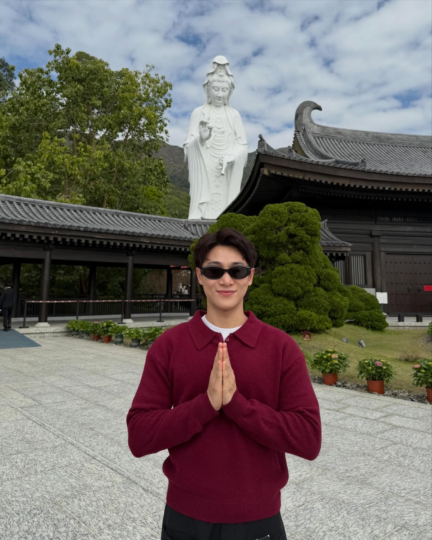 จูเนียร์ - กรวิชญ์ สูงกิจบูลย์