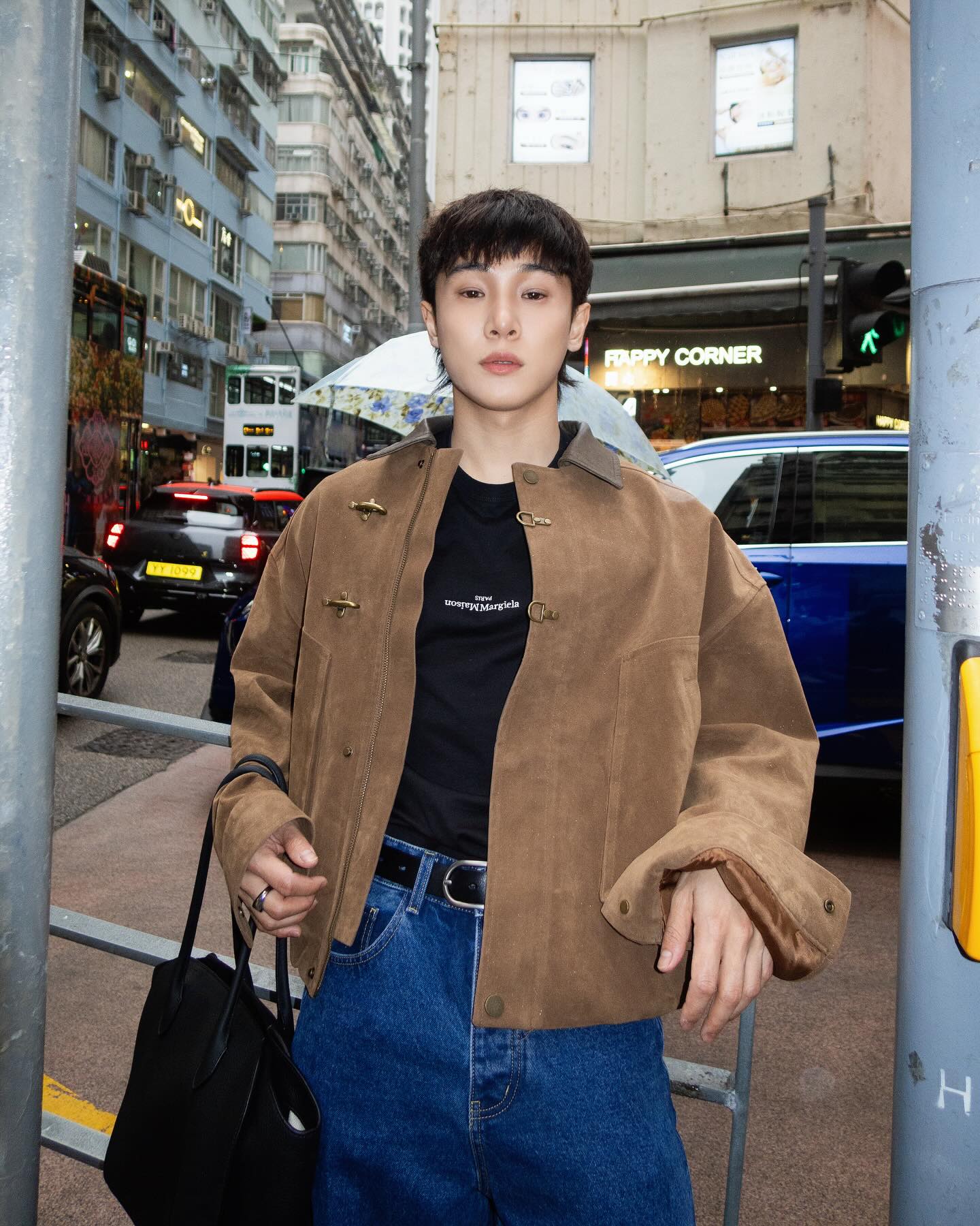 จูเนียร์ - กรวิชญ์ สูงกิจบูลย์