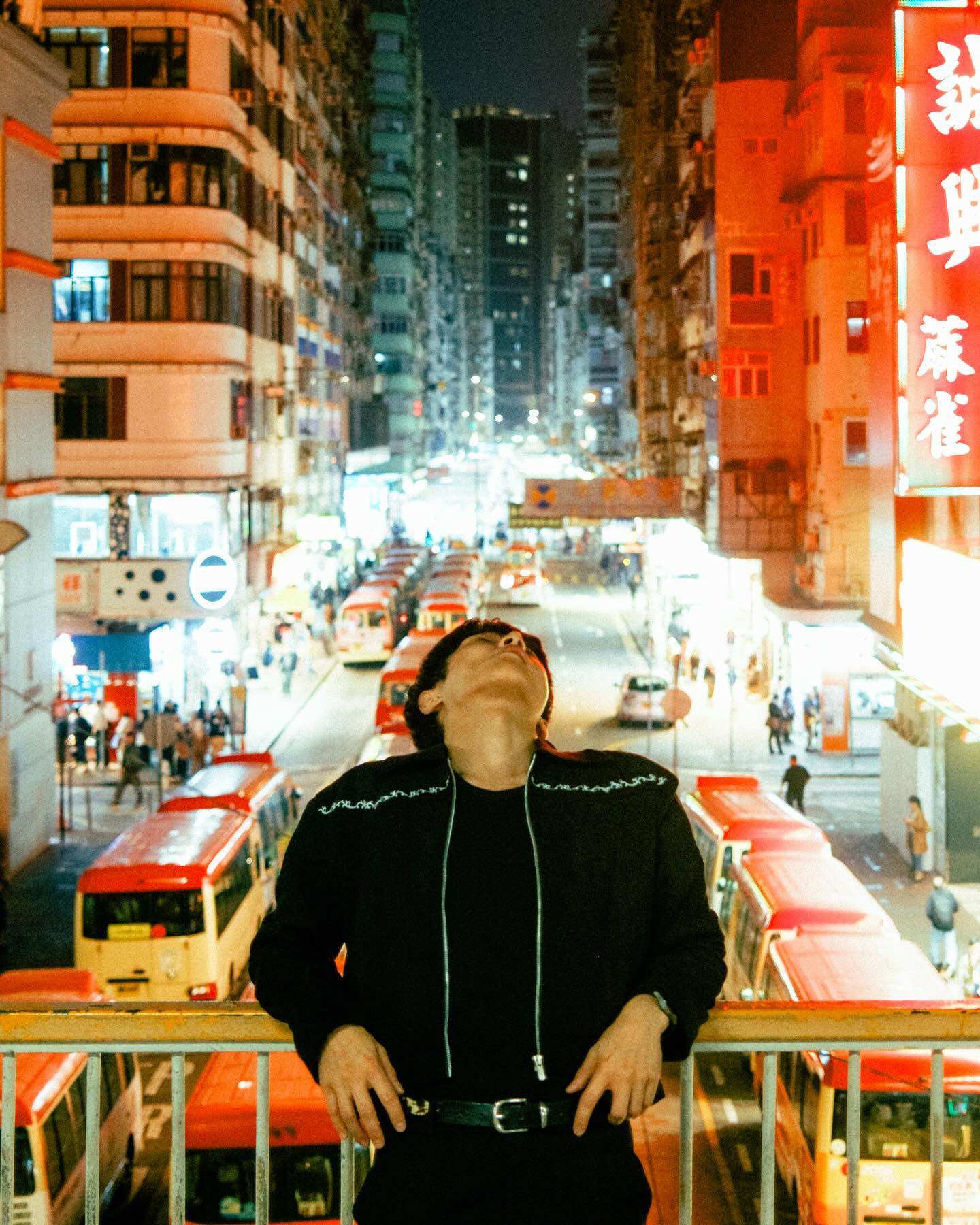 จูเนียร์ - กรวิชญ์ สูงกิจบูลย์