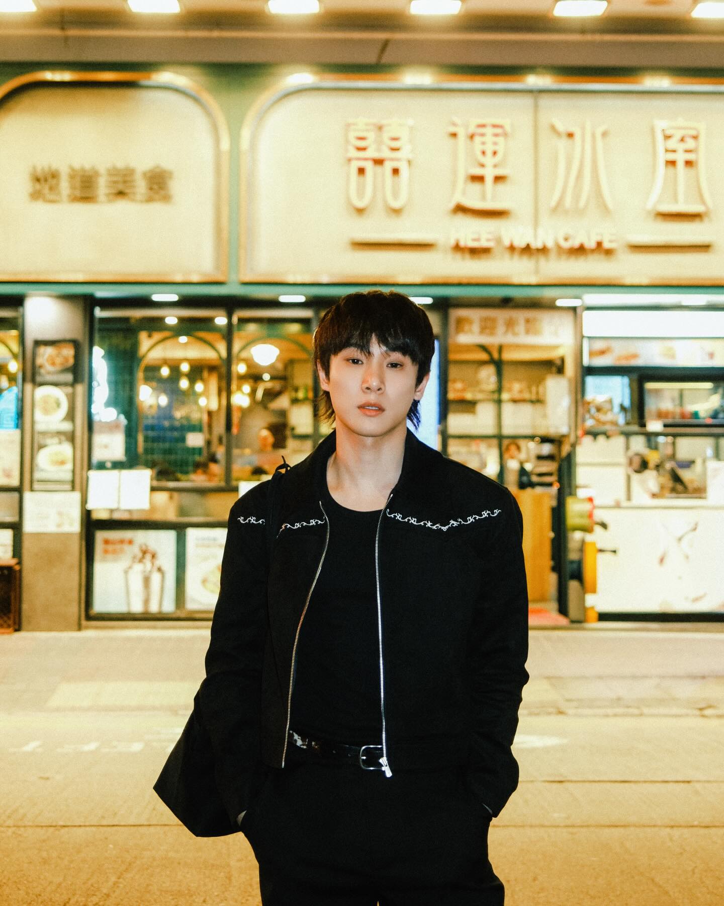 จูเนียร์ - กรวิชญ์ สูงกิจบูลย์