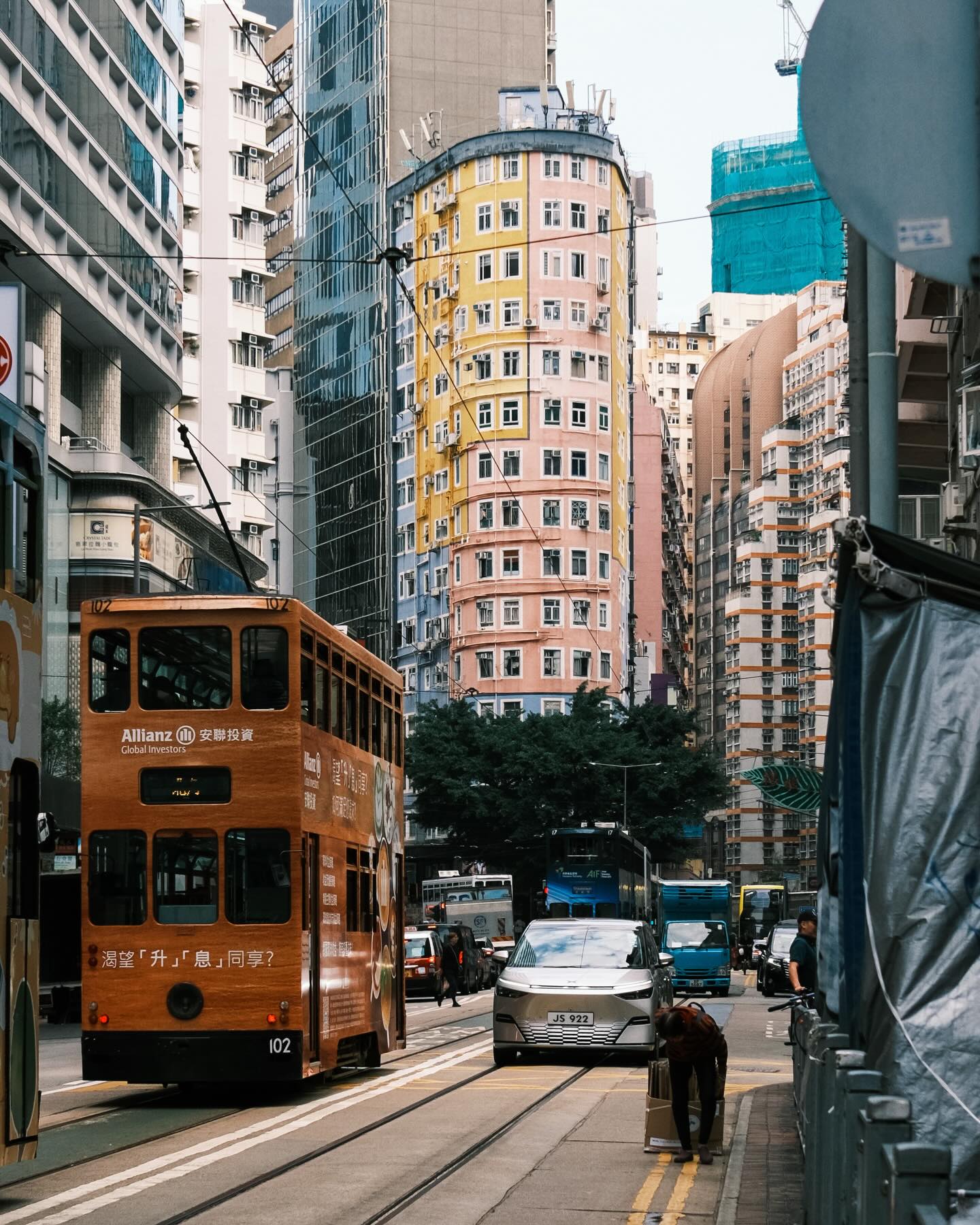 จูเนียร์ - กรวิชญ์ สูงกิจบูลย์