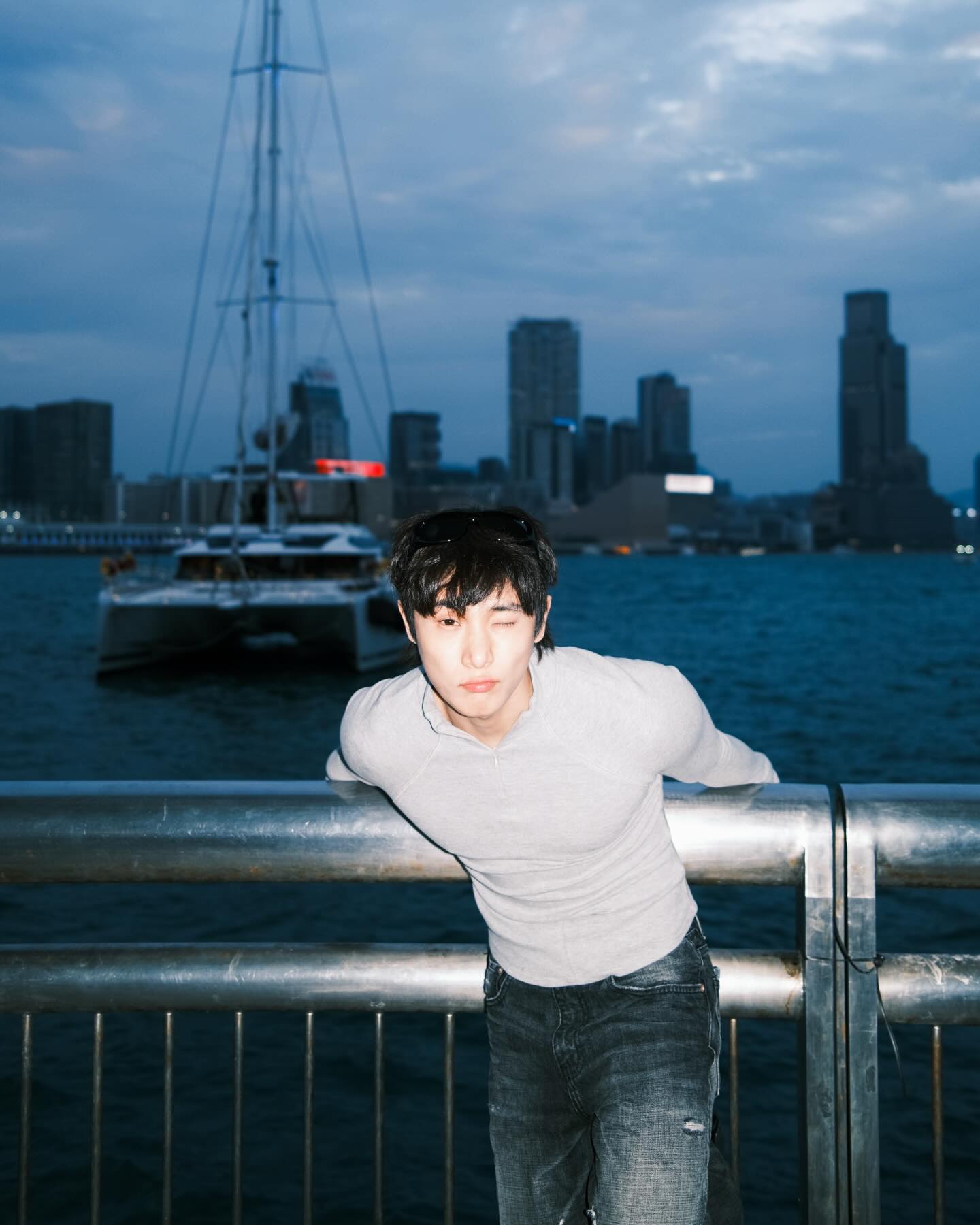 จูเนียร์ - กรวิชญ์ สูงกิจบูลย์