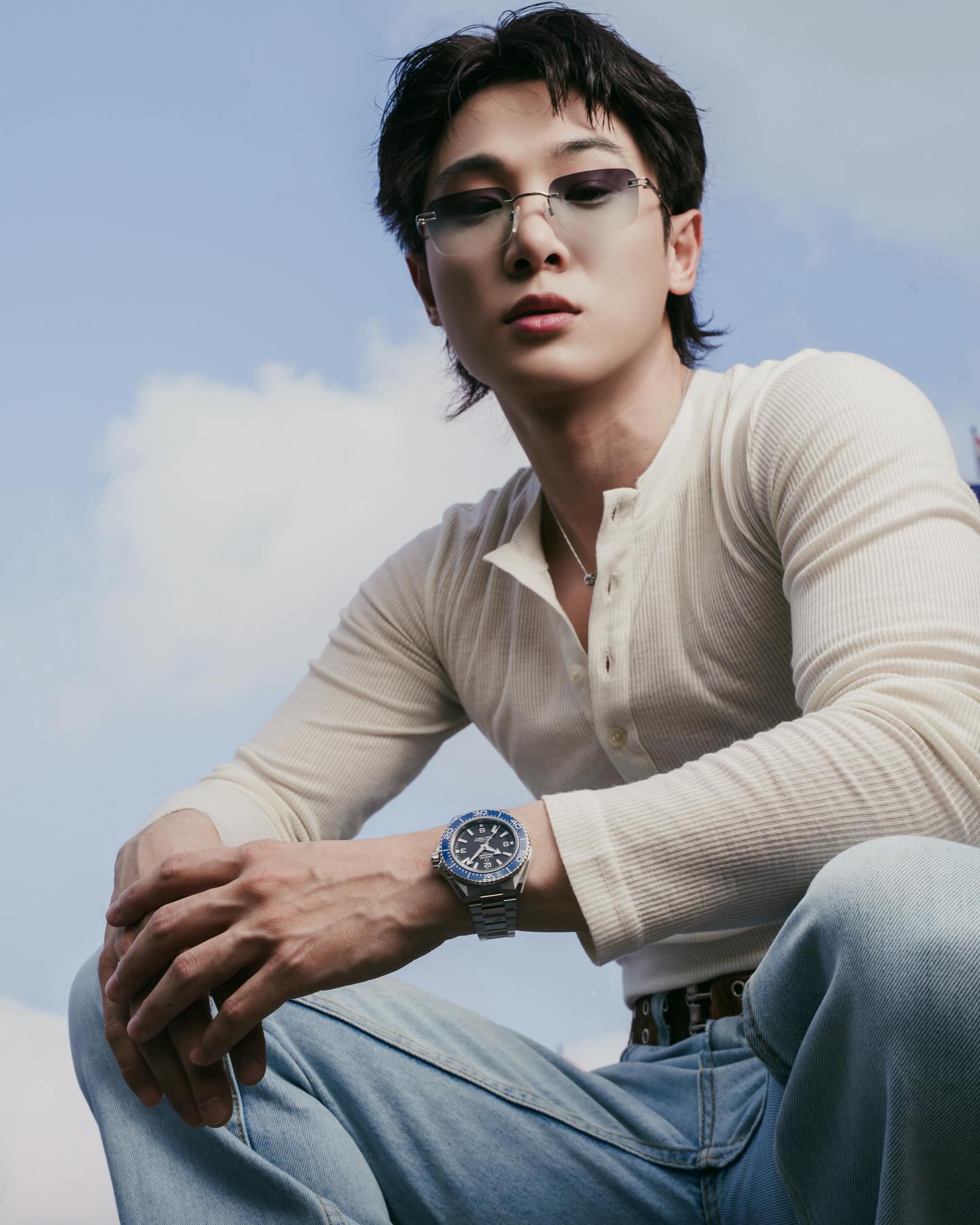 จูเนียร์ - กรวิชญ์ สูงกิจบูลย์