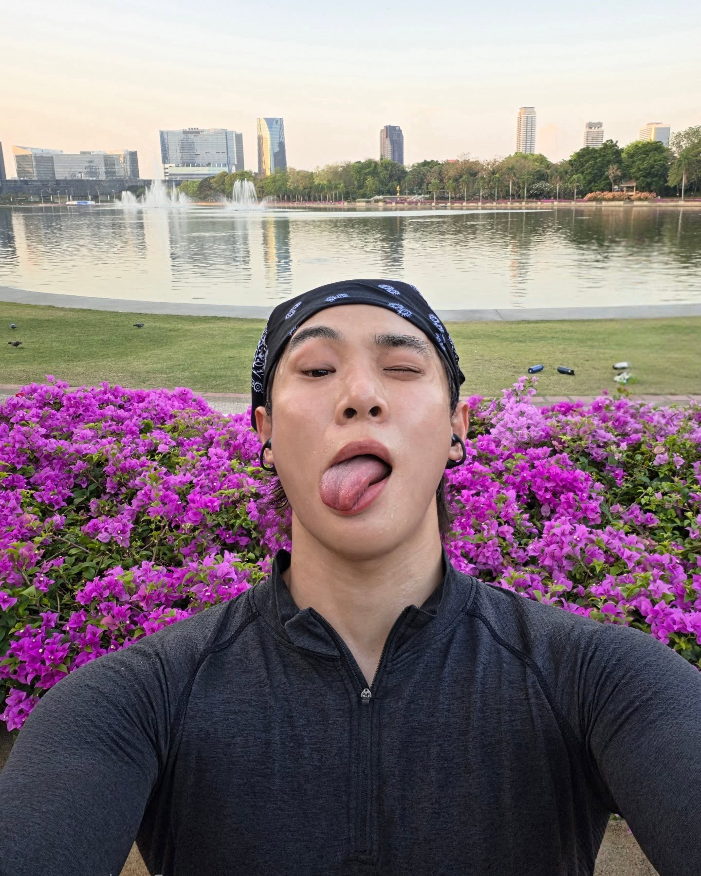 จูเนียร์ - กรวิชญ์ สูงกิจบูลย์