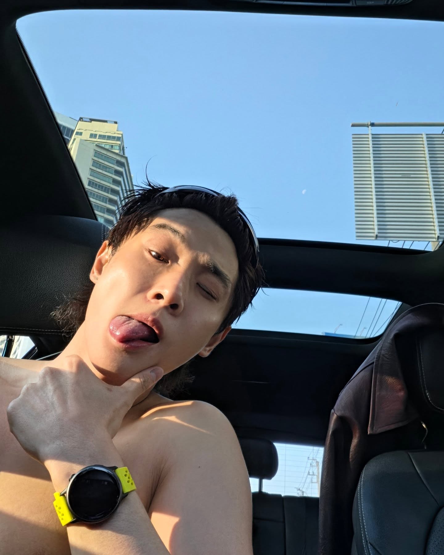 จูเนียร์ - กรวิชญ์ สูงกิจบูลย์